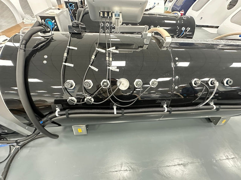 TimeCapsule Vision C750+ | 2.0 ATA Hard-Shell Hyperbaric Oxygen Chamber