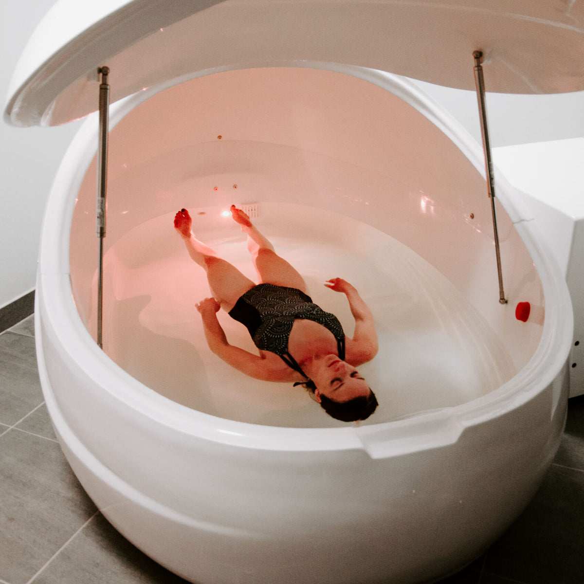 V2 Float Pod