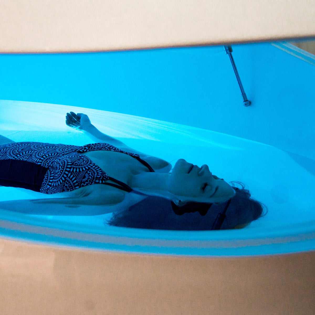 V2 Float Pod