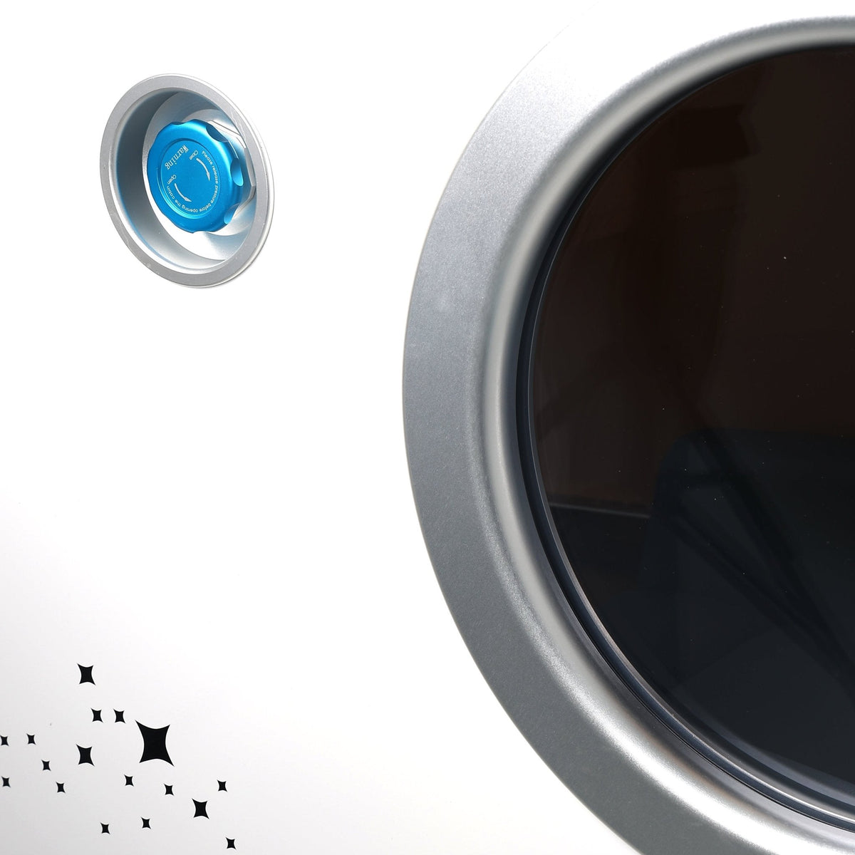 TimePod 2 | 2.0 ATA Triangular Hard-Shell Hyperbaric Chamber | product photo 14 | Legacy & Longevity Co.